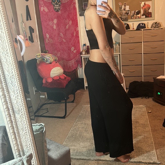 Victoria’s Secret Set !! - Picture 3 of 8